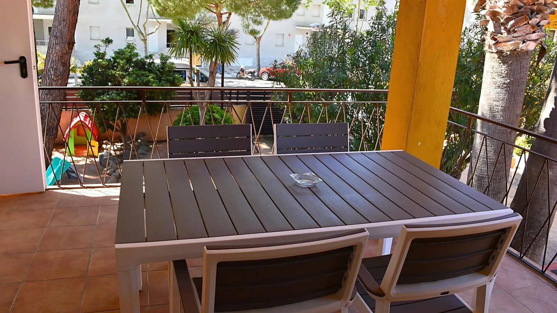 Apartamentos Les Palmeres Platja d'Aro  0*,