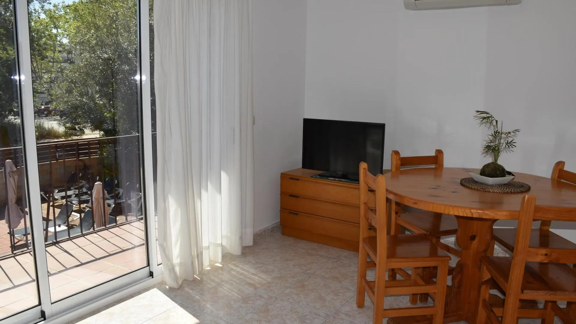 Apartment Apartamentos Les Palmeres Platja d'Aro