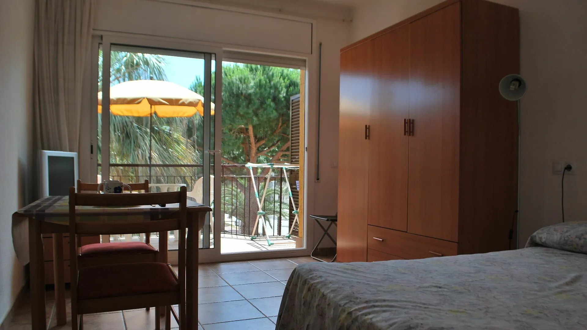 Apartamentos Les Palmeres Platja d'Aro Apartment